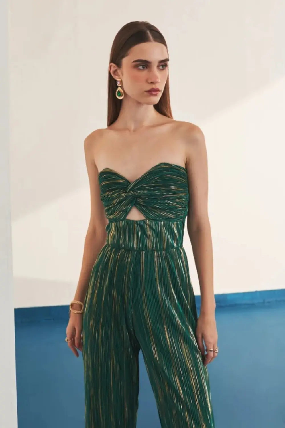 Emerald Eclipse Ivory Rose