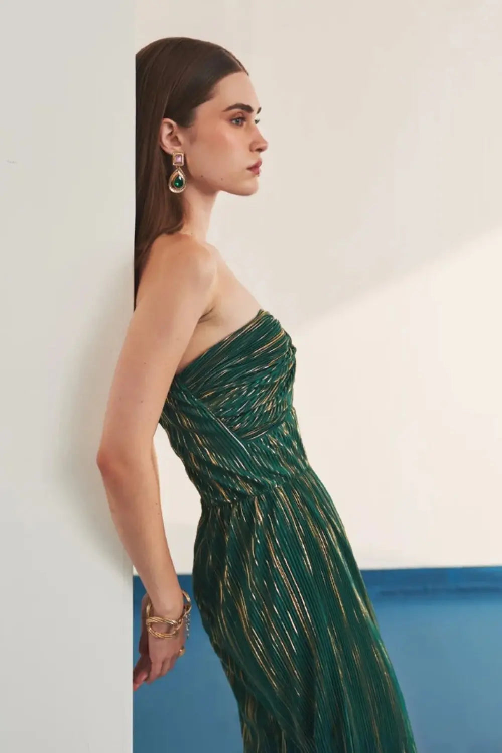 Emerald Eclipse Ivory Rose