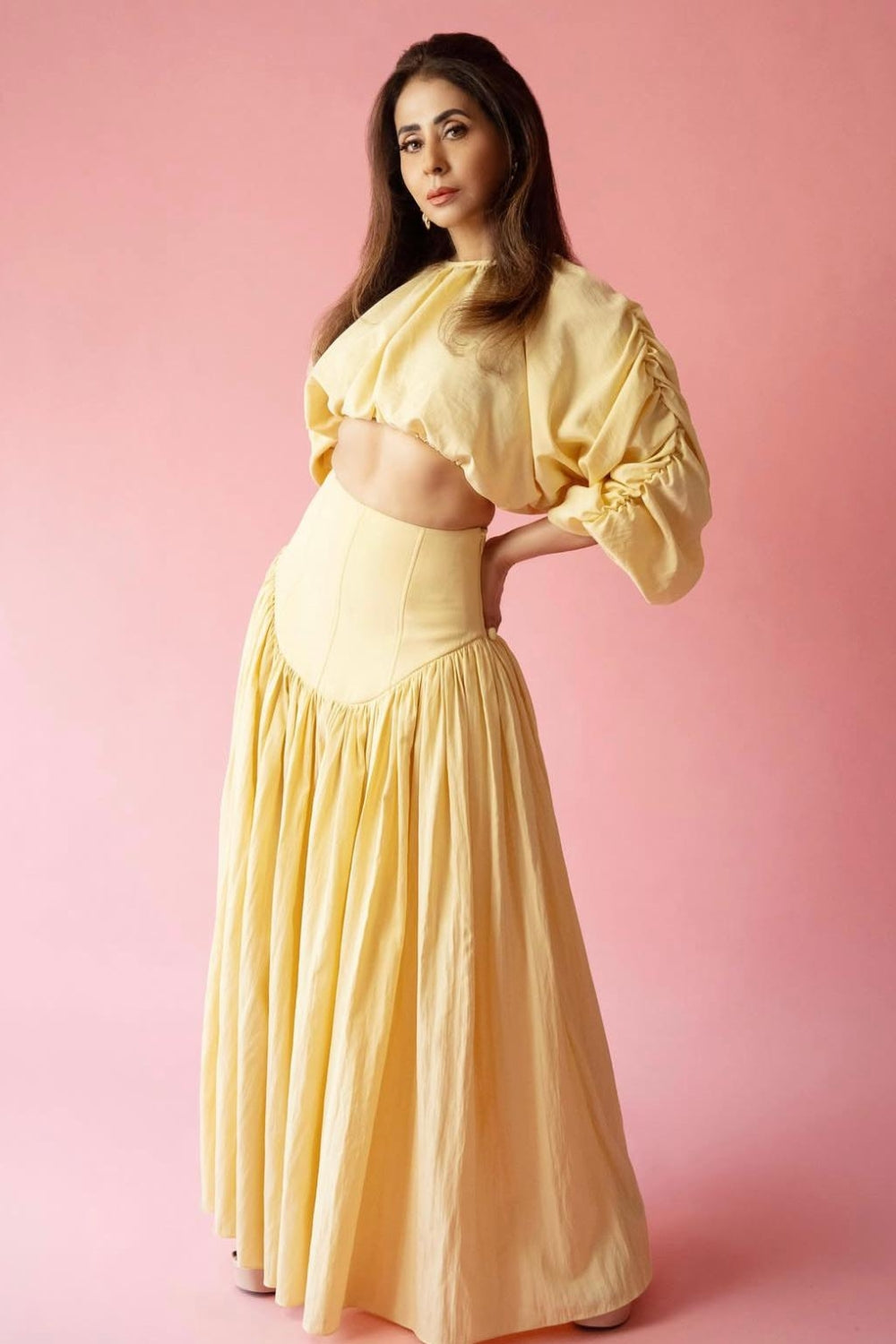The Sunlit Drift Set As Seen On Urmila Matondkar Ivoryrose.in