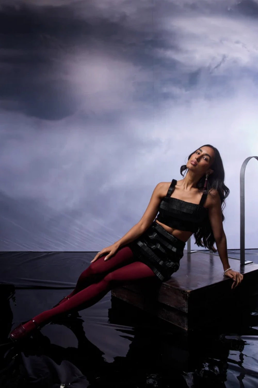 MIDNIGHT TEMPO Mini Skirt