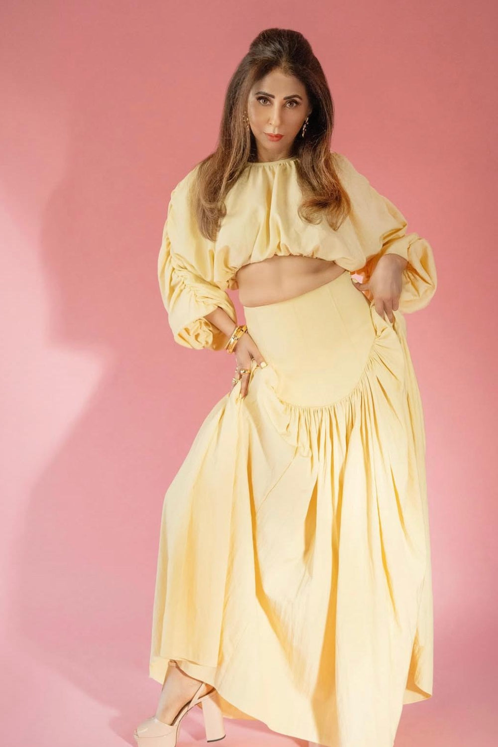 The Sunlit Drift Set As Seen On Urmila Matondkar Ivoryrose.in