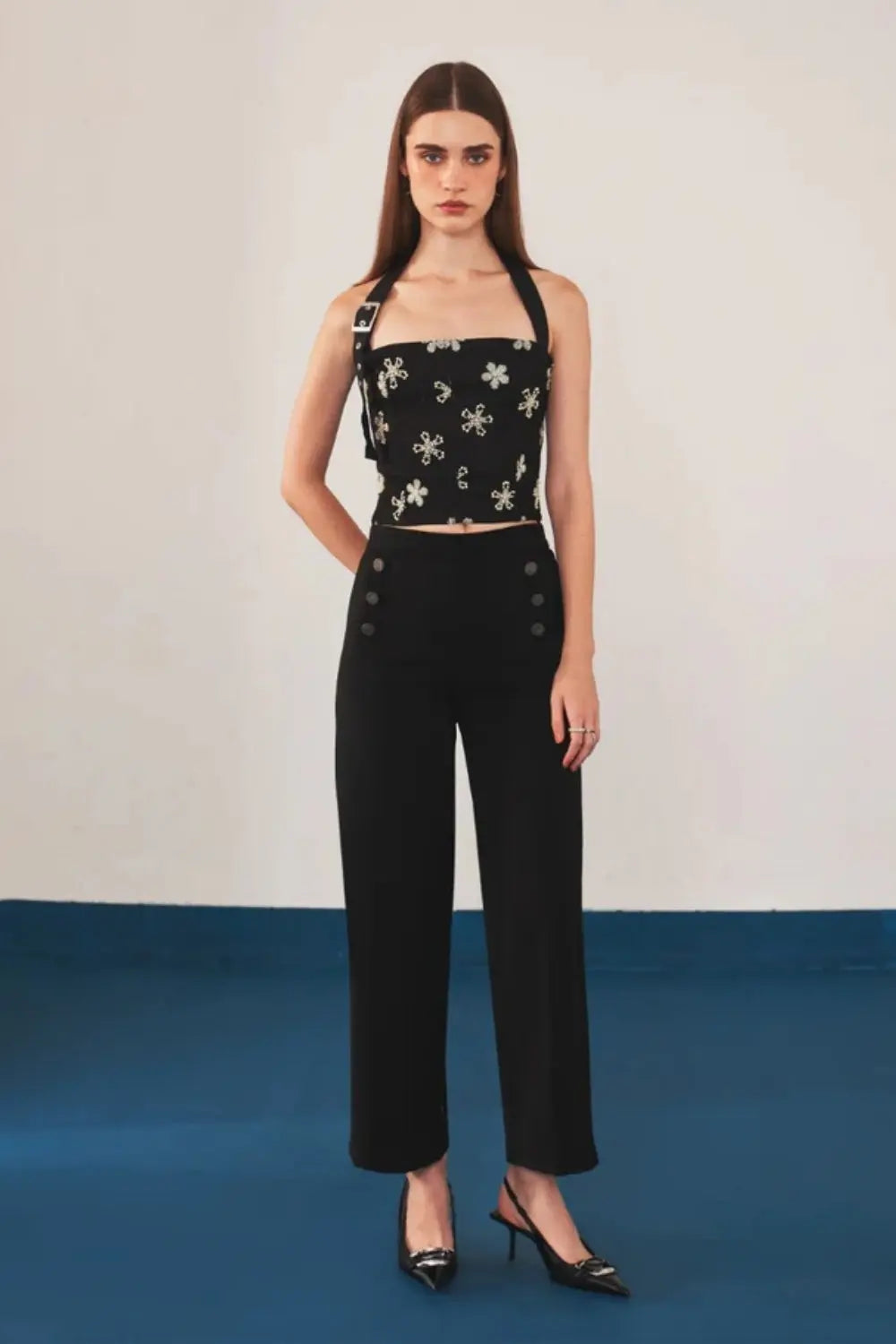 Midnight Rebel Ivory Rose