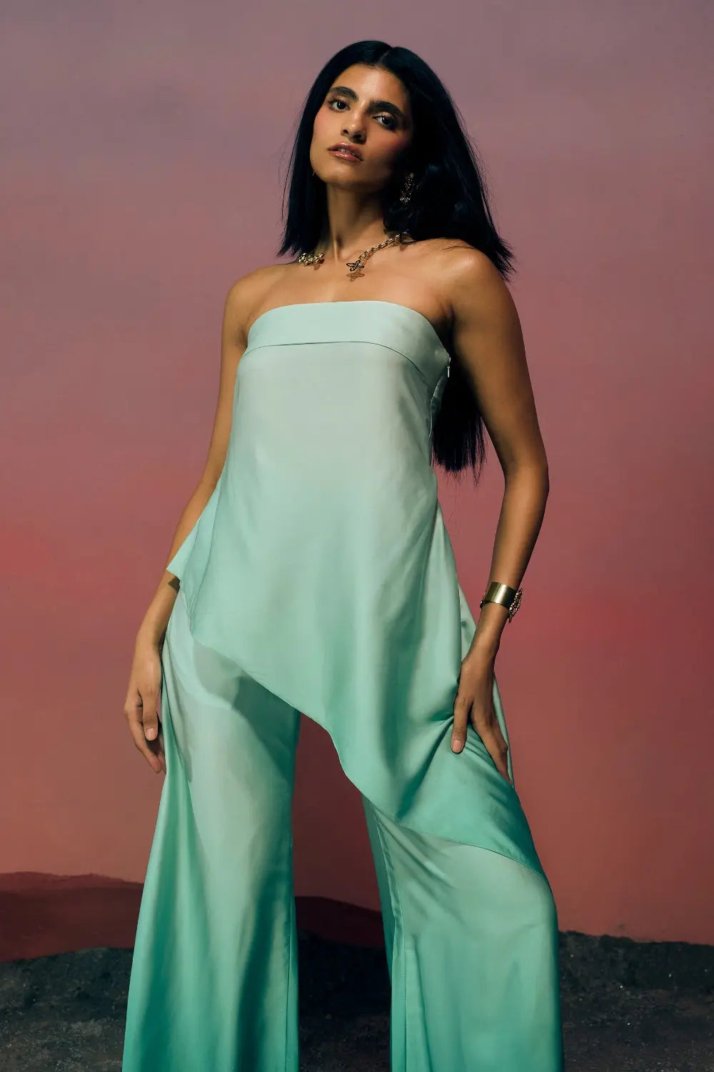 The Verdant Cascade Set Ivoryrose.in