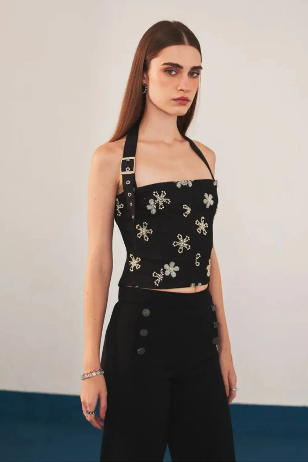 Midnight Rebel Ivory Rose