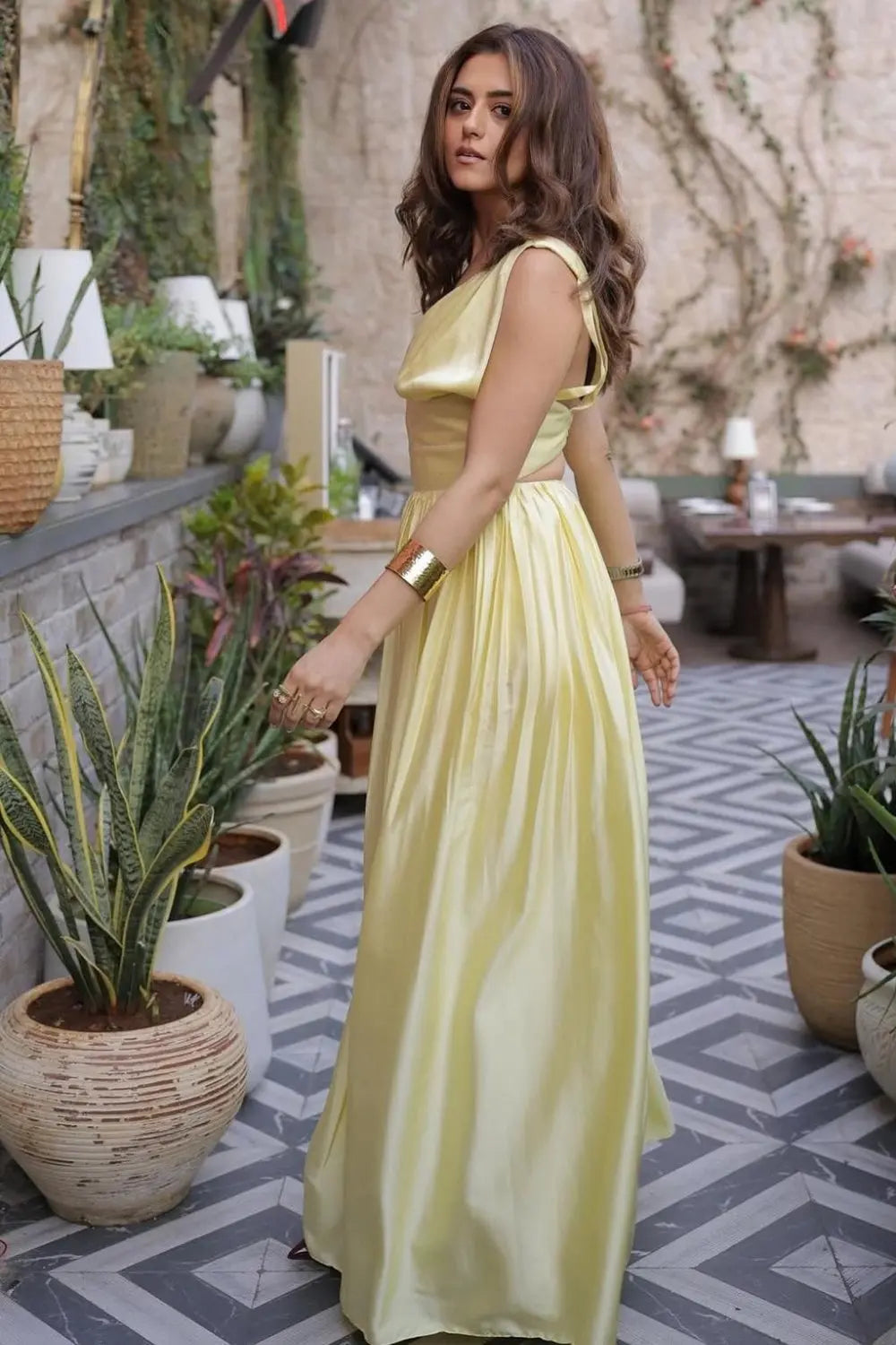 Ridhi Dogra In Our Golden Zest Ivory Rose