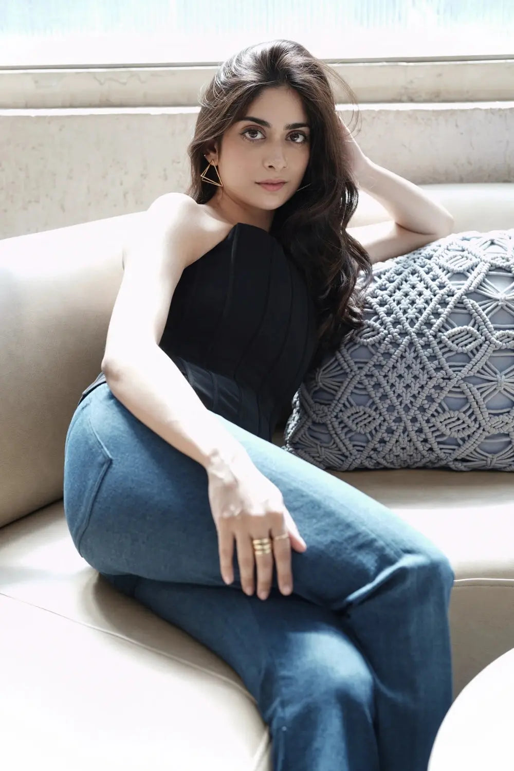 Tanya Manikatal In Our Black Armour Ivory Rose