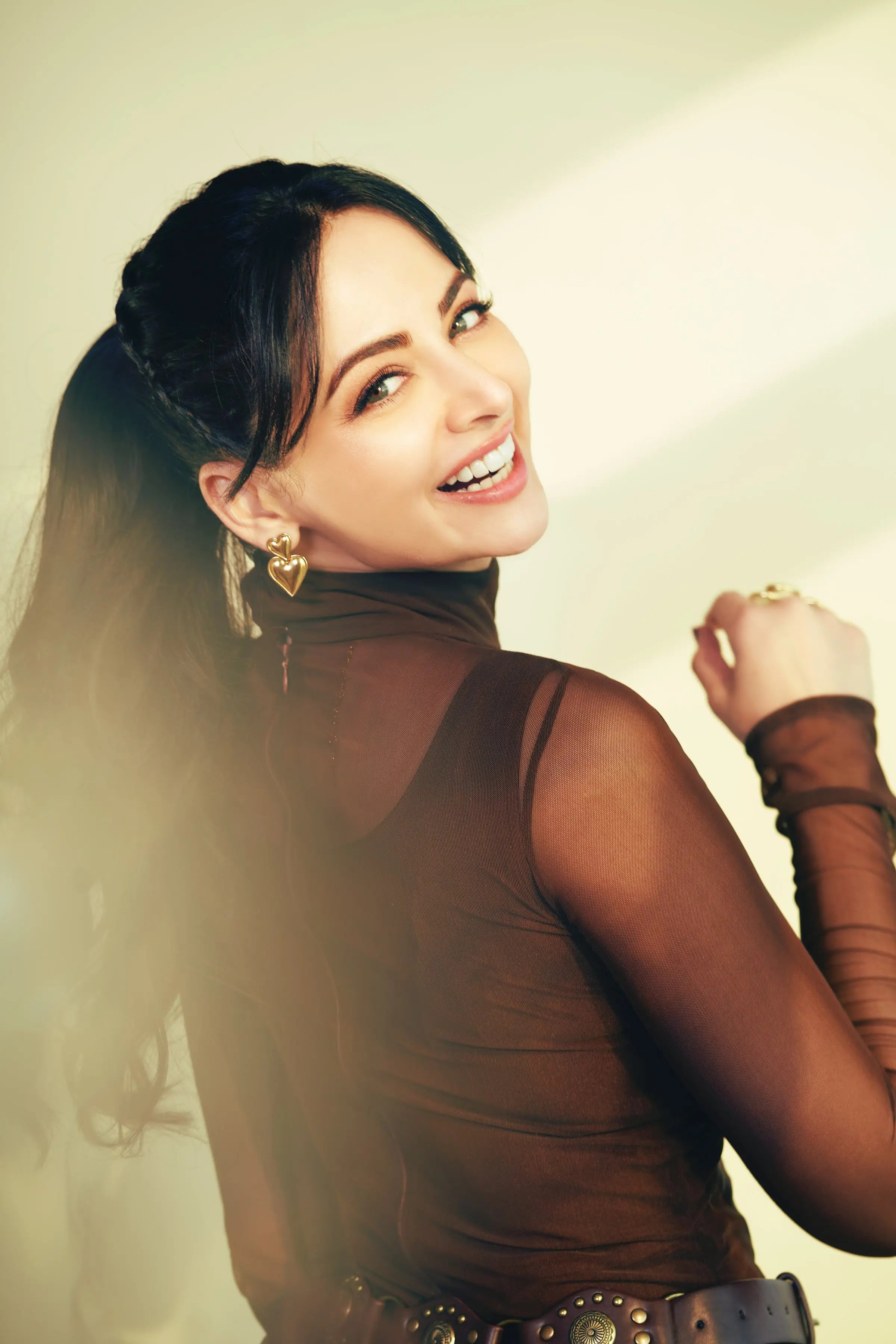 Zoya Afroz In Our Midnight Veil Ivory Rose