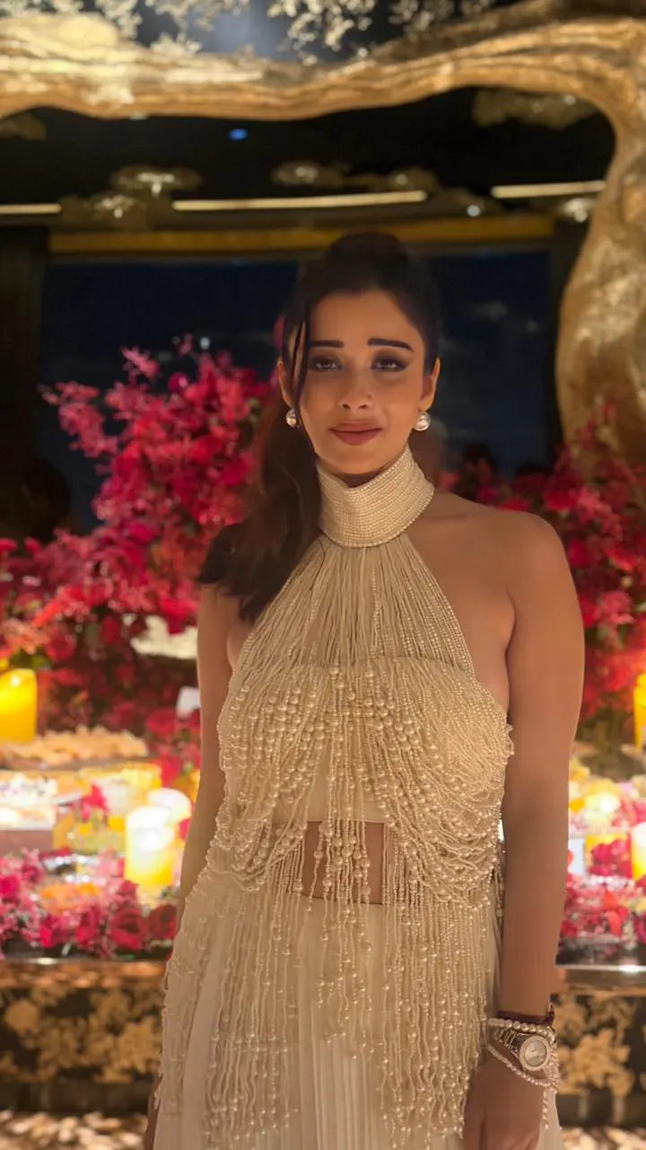 Nyra Banerjee In Our Pearl Cascade Set Ivory Rose