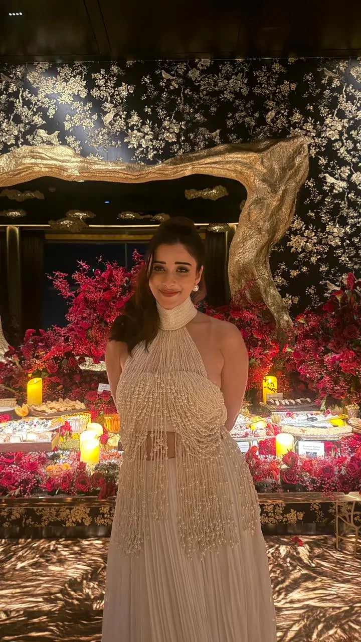 Nyra Banerjee In Our Pearl Cascade Set Ivory Rose