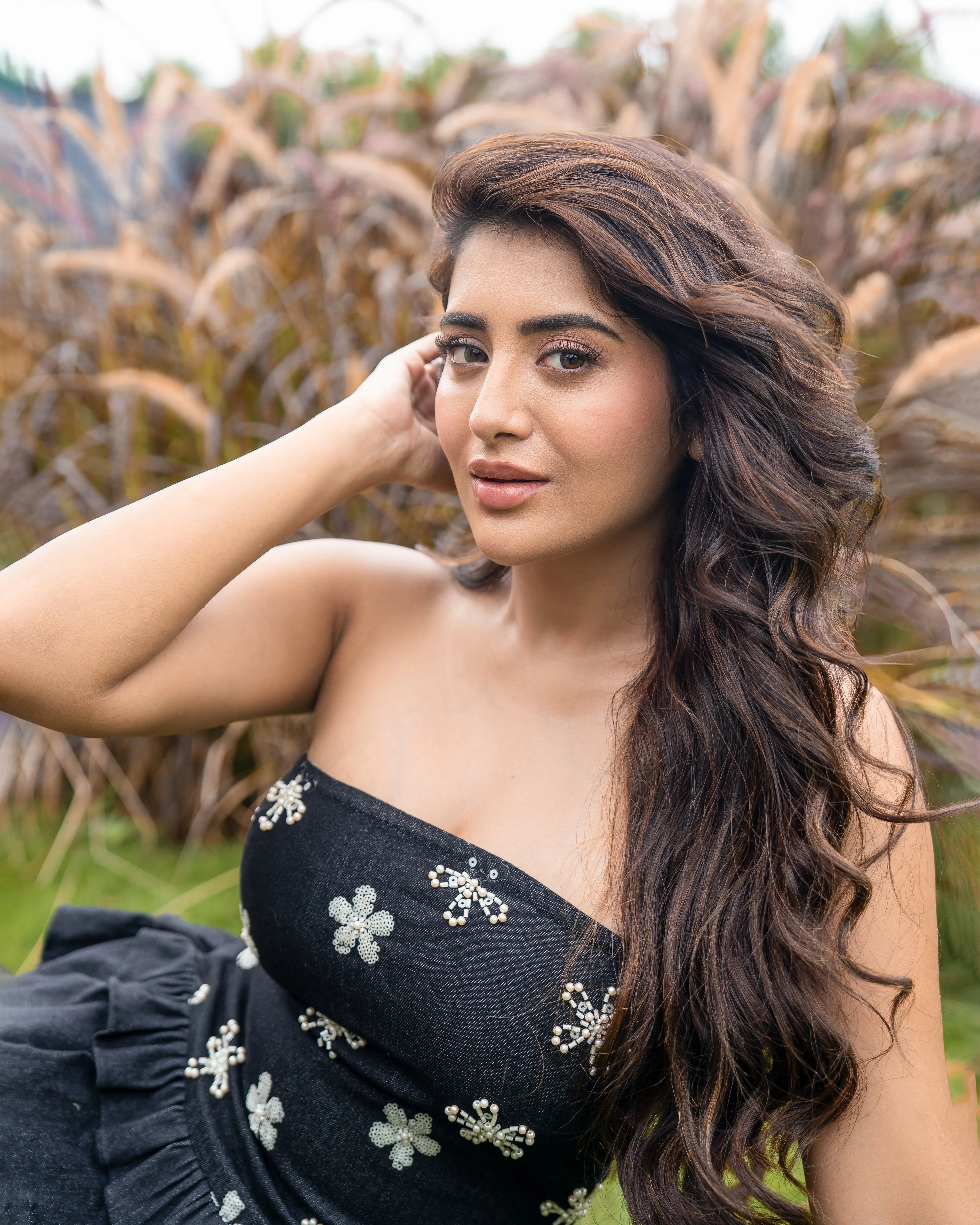 Rashi Singh In Our Midnight Blossom Ivory Rose