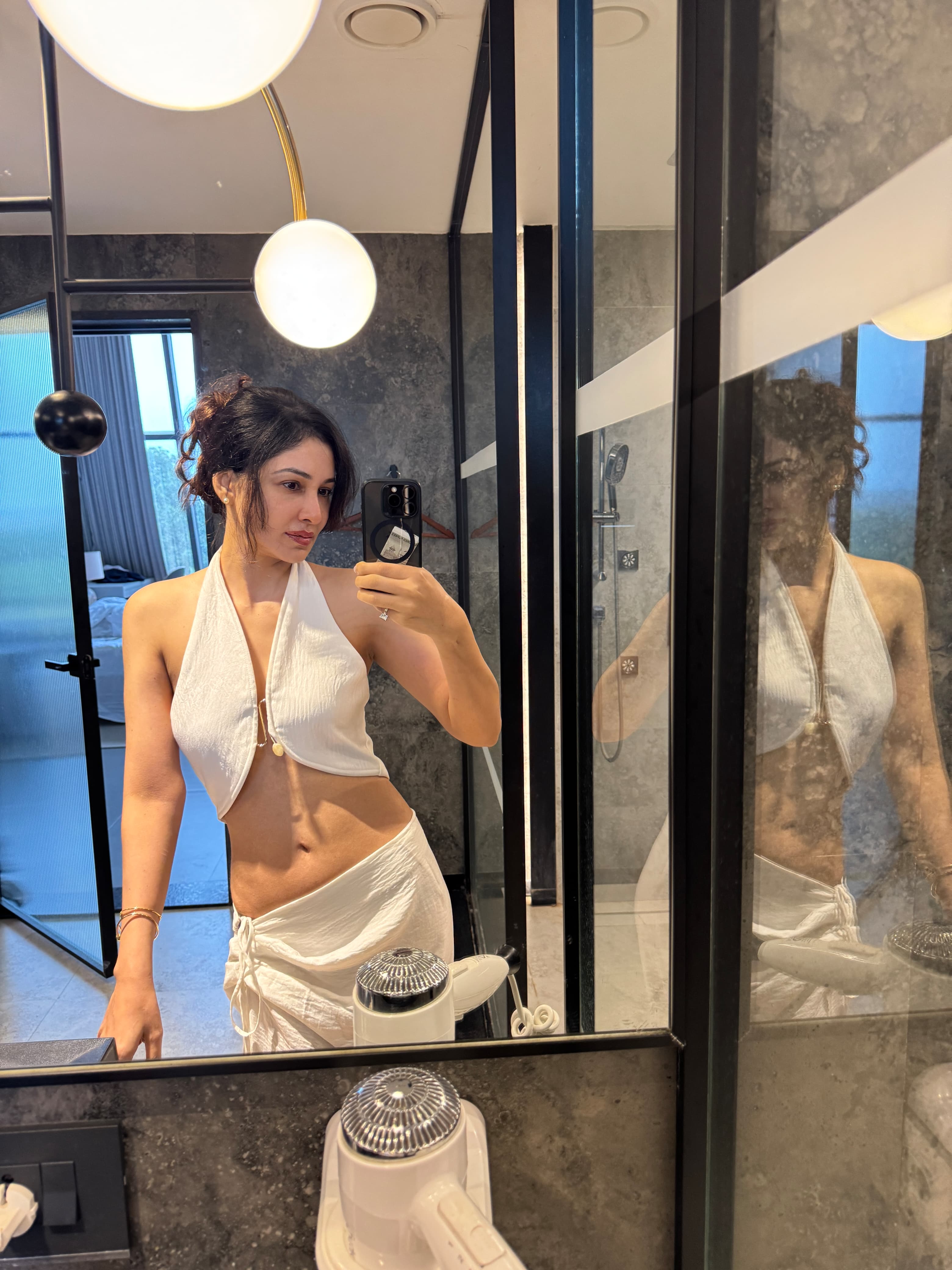 Pooja Chopra in our Salt kiss