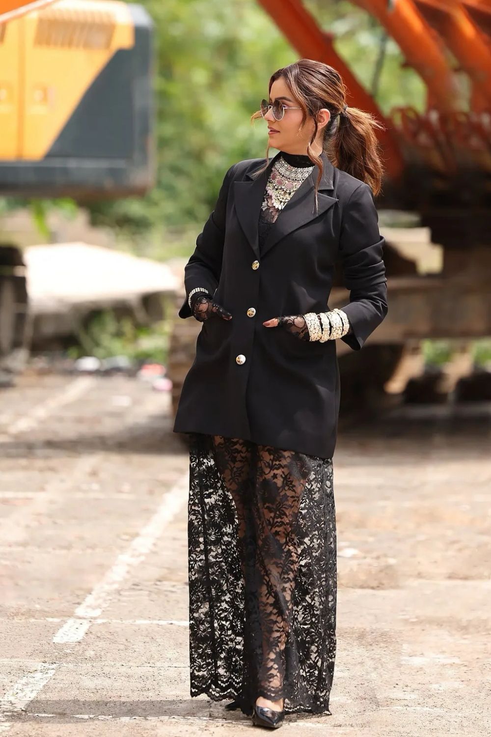 Noir Duality As Seen On Rubina Dilaik Ivory Rose
