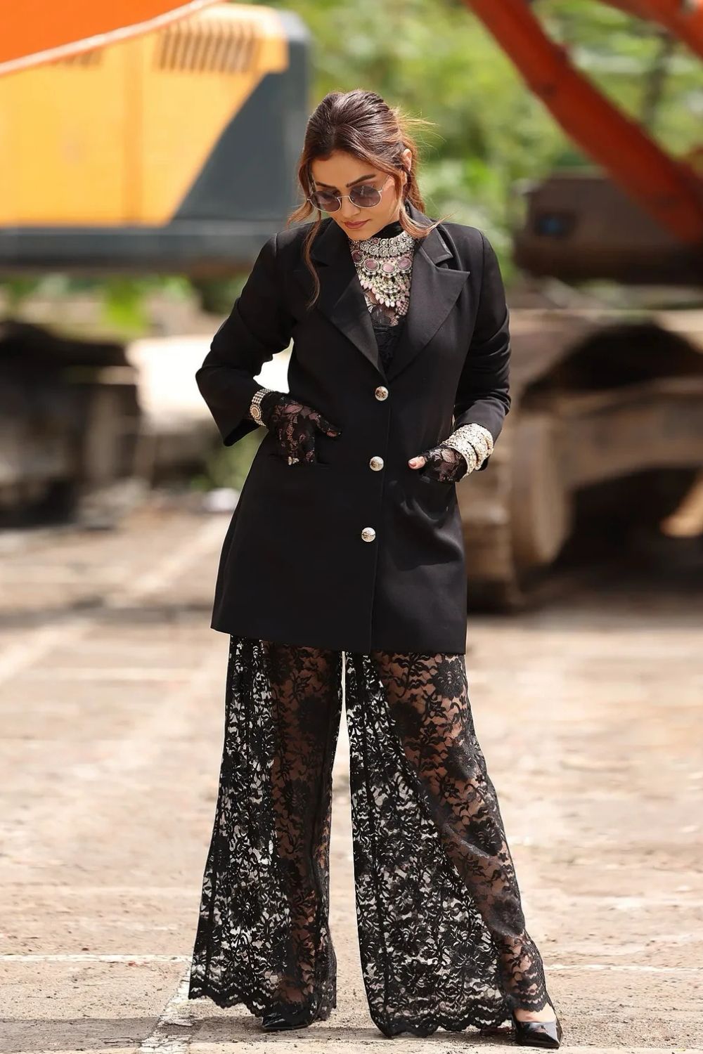 Noir Duality As Seen On Rubina Dilaik Ivory Rose